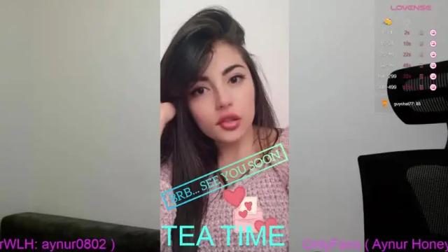Image 11 of honey_aynur Stream on Chaturbate on 19 months ago