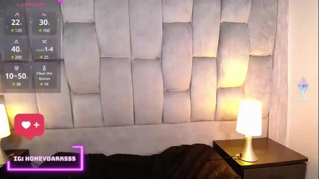 Image 2 of honey_dark Stream on Chaturbate on 1 month ago