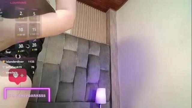 Image 12 of honey_dark Stream on Chaturbate on 13 days ago