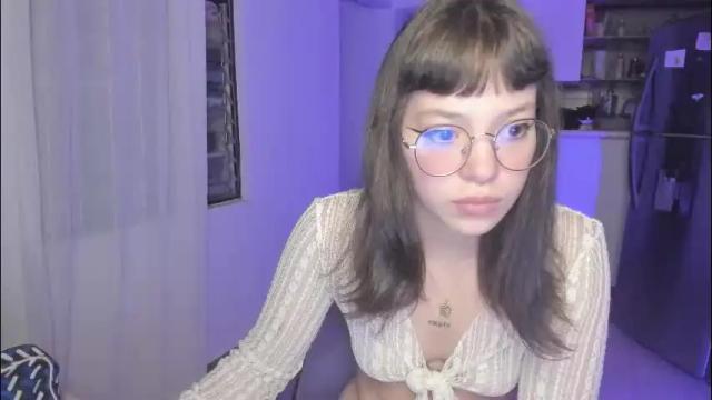 Image 12 of honey_hoe Stream on Chaturbate on 22 days ago