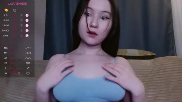 Image 8 of honey_iris Stream on Chaturbate on 16 months ago