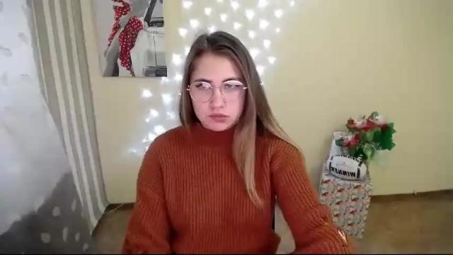 Image 10 of honey_lily_ Stream on Chaturbate on 16 months ago