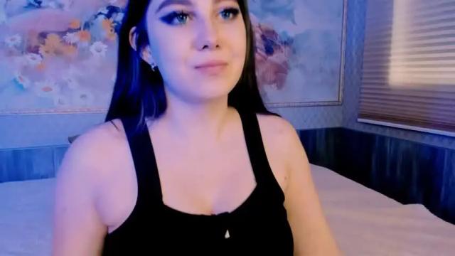 Image 2 of honey_tash Stream on Chaturbate on 17 months ago