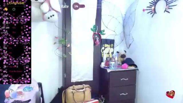 Image 10 of honey_victoria Stream on Chaturbate on 19 months ago