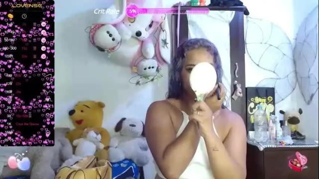 Image 3 of honey_victoria Stream on Chaturbate on 18 months ago