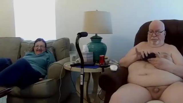 Image 6 of honeyandnudist Stream on Chaturbate on 19 months ago