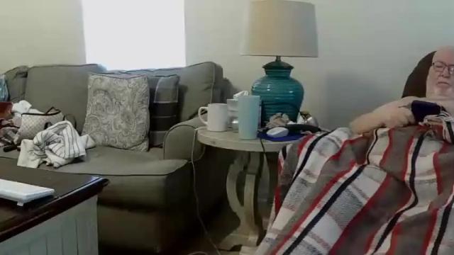 Image 12 of honeyandnudist Stream on Chaturbate on 18 months ago