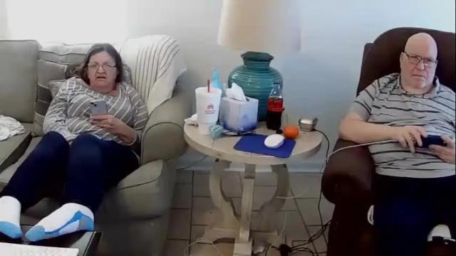 Image 3 of honeyandnudist Stream on Chaturbate on 18 months ago