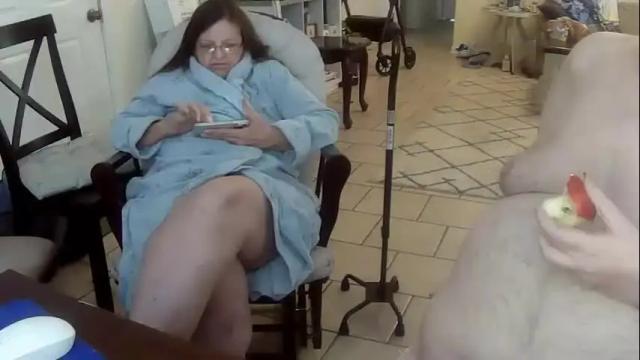 Image 6 of honeyandnudist Stream on Chaturbate on 17 months ago