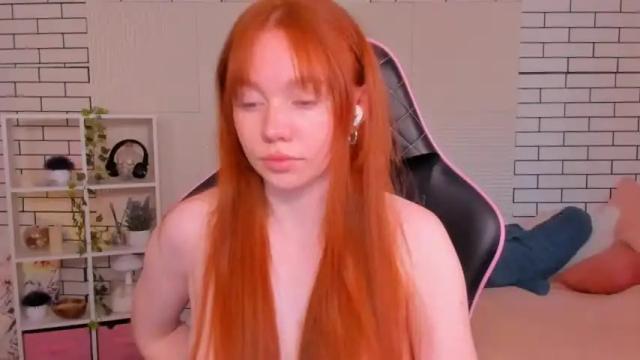 Image 7 of honeyautumn Stream on Chaturbate on 12 months ago