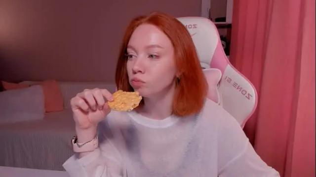 Image 7 of honeyautumn Stream on Chaturbate on 23 days ago