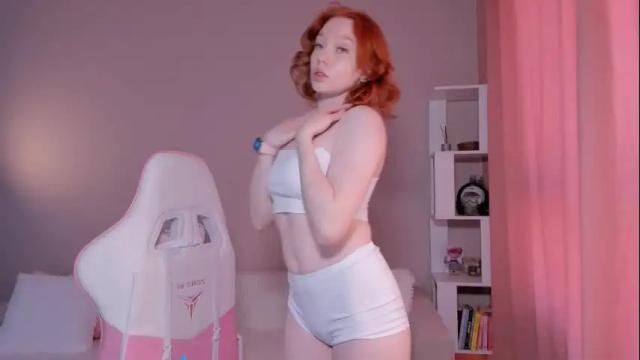 Image 7 of honeyautumn Stream on Chaturbate on 12 days ago