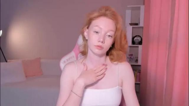 Image 4 of honeyautumn Stream on Chaturbate on 2 months ago