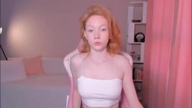 Image 6 of honeyautumn Stream on Chaturbate on 2 months ago
