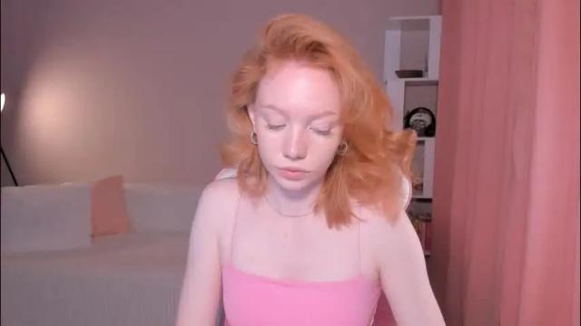 Image 2 of honeyautumn Stream on Chaturbate on 2 months ago