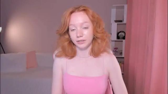 Image 3 of honeyautumn Stream on Chaturbate on 2 months ago