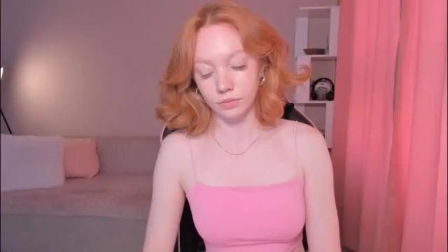 Image 12 of honeyautumn Stream on Chaturbate on 2 months ago