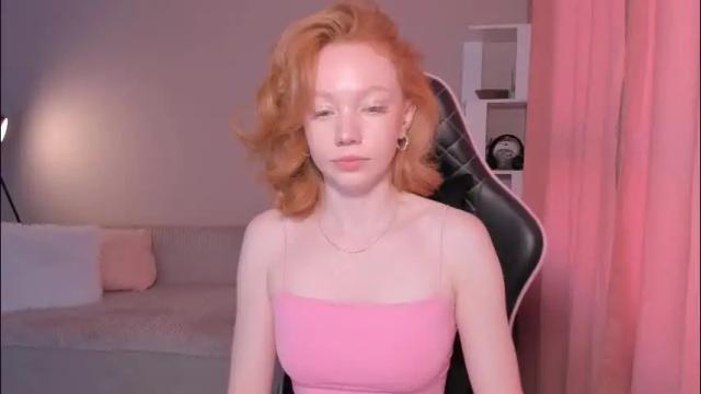 Image 2 of honeyautumn Stream on Chaturbate on 2 months ago