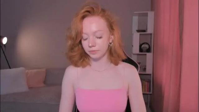 Image 3 of honeyautumn Stream on Chaturbate on 2 months ago