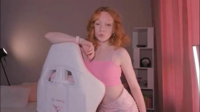 Image 7 of honeyautumn Stream on Chaturbate on 2 months ago