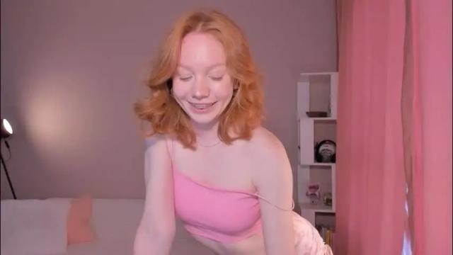 Image 11 of honeyautumn Stream on Chaturbate on 2 months ago