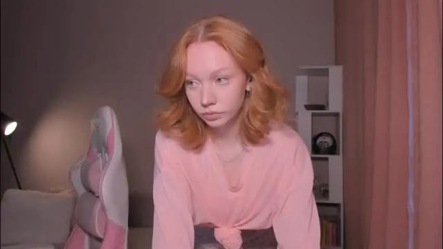 Image 2 of honeyautumn Stream on Chaturbate on 1 month ago