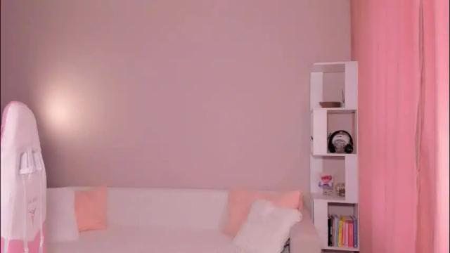 Image 3 of honeyautumn Stream on Chaturbate on 1 month ago