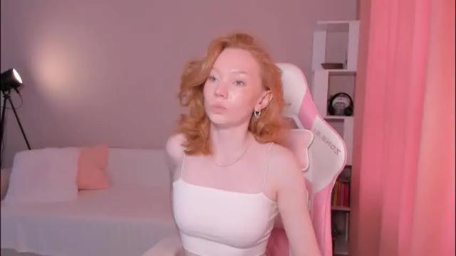 Image 12 of honeyautumn Stream on Chaturbate on 1 month ago