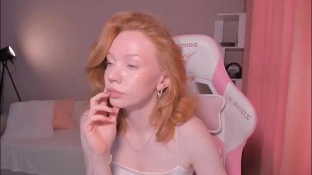 Image 7 of honeyautumn Stream on Chaturbate on 1 month ago