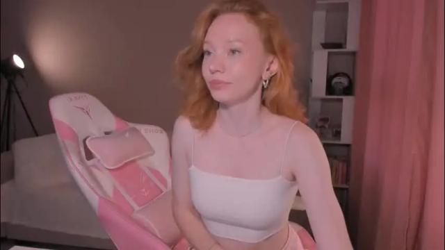 Image 7 of honeyautumn Stream on Chaturbate on 1 month ago