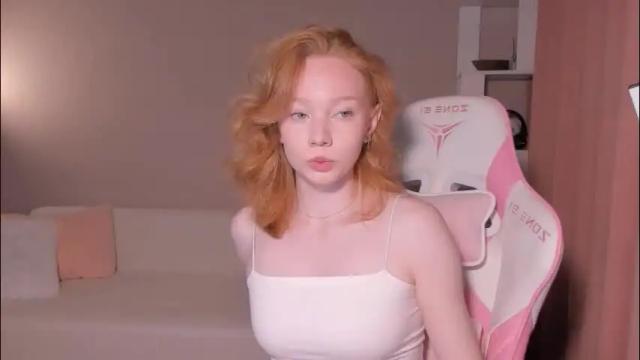 Image 3 of honeyautumn Stream on Chaturbate on 1 month ago
