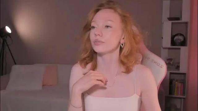 Image 4 of honeyautumn Stream on Chaturbate on 1 month ago