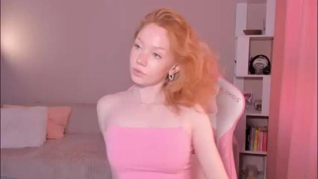 Image 3 of honeyautumn Stream on Chaturbate on 1 month ago