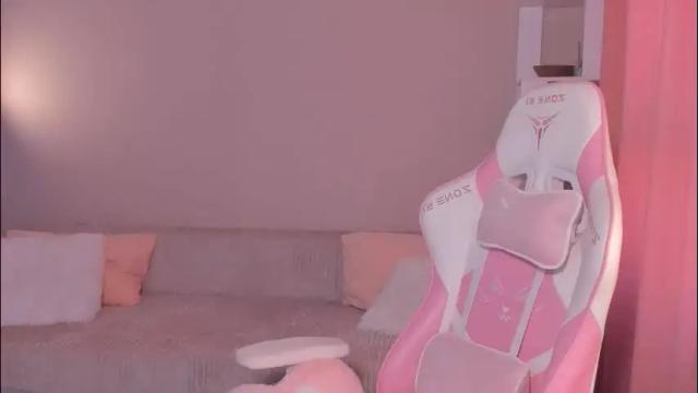 Image 6 of honeyautumn Stream on Chaturbate on 1 month ago