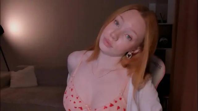 Image 4 of honeyautumn Stream on Chaturbate on 1 month ago