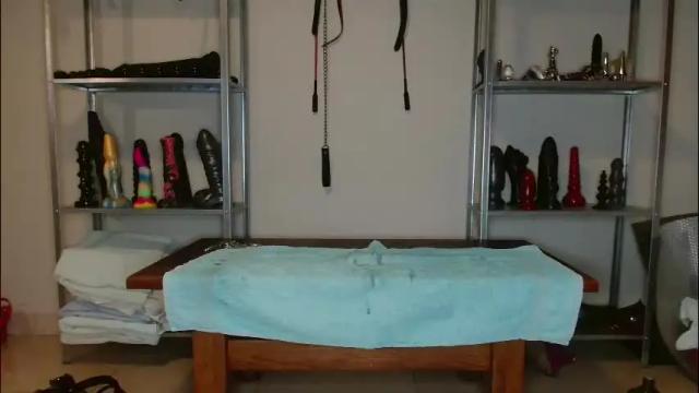 Image 11 of honeybunnybedpet Stream on Chaturbate on 3 months ago