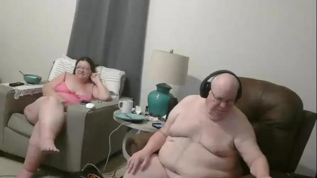 Image 4 of honeybuns344636 Stream on Chaturbate on 5 months ago