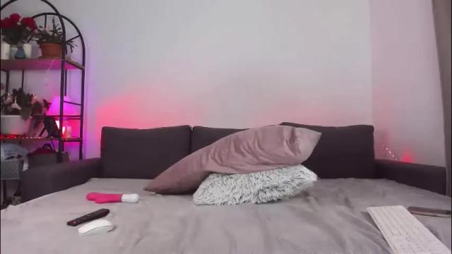 Image 2 of honeycarrol Stream on Chaturbate on 1 month ago