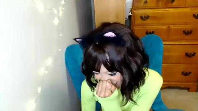 Image 10 of honeygoldenbaddie24 Stream on Chaturbate on 16 months ago