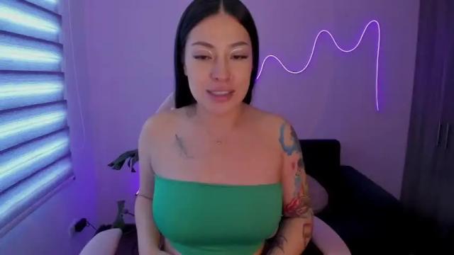 Thumbnail 2, honeyholly_gh's Stream at Chaturbate, 18 months ago