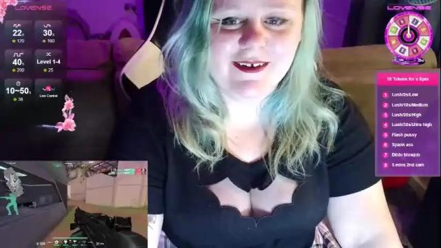 Image 2 of honeyleigh94 Stream on Chaturbate on 1 month ago