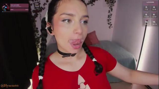 Image 2 of honeymoontea Stream on Chaturbate on 10 days ago