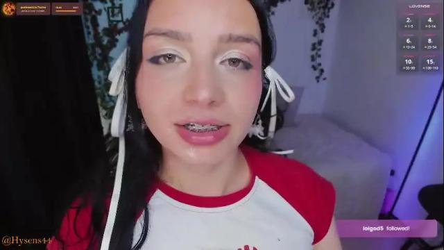 Image 4 of honeymoontea Stream on Chaturbate on 2 months ago