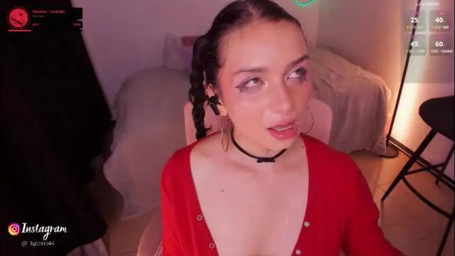 Image 11 of honeymoontea Stream on Chaturbate on 1 month ago