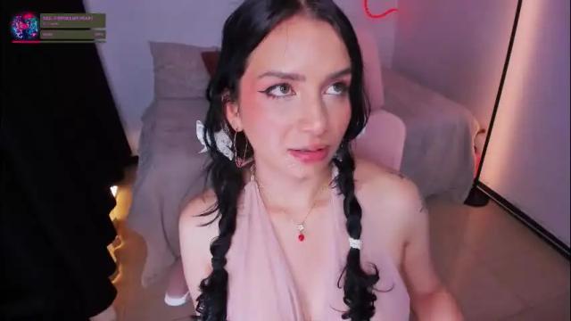 Image 4 of honeymoontea Stream on Chaturbate on 1 month ago