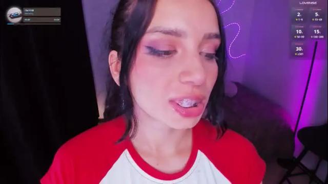 Image 12 of honeymoontea Stream on Chaturbate on 19 hours ago