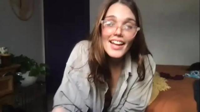 Image 6 of honeymuff Stream on Chaturbate on 18 months ago