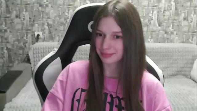 Image 8 of honeyynancyy Stream on Chaturbate on 14 days ago