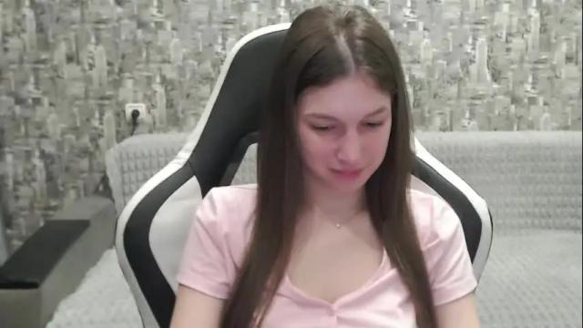 Image 11 of honeyynancyy Stream on Chaturbate on 7 days ago