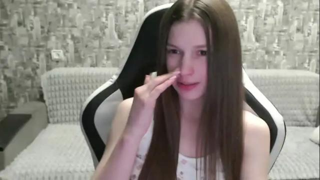 Image 10 of honeyynancyy Stream on Chaturbate on 4 months ago